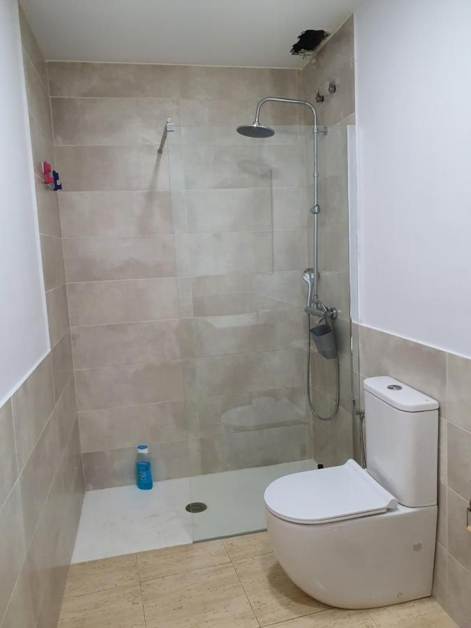 Avenida 40 Appartement Vecindario  Buitenkant foto