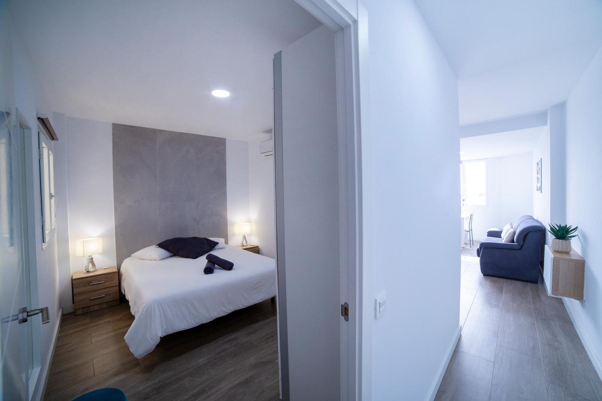 Avenida 40 Appartement Vecindario  Buitenkant foto