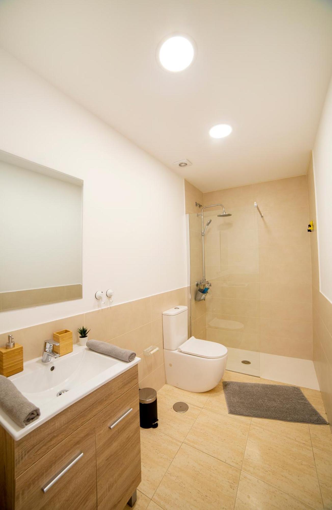 Avenida 40 Appartement Vecindario  Buitenkant foto