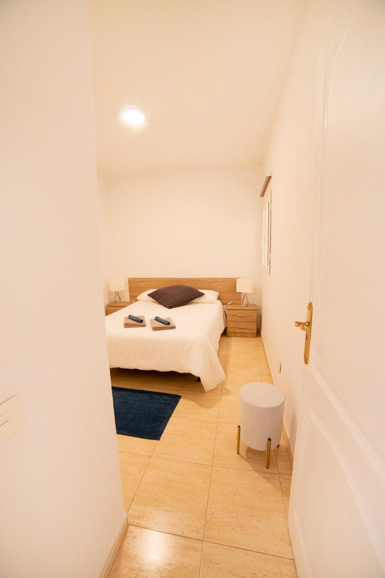 Avenida 40 Appartement Vecindario  Buitenkant foto